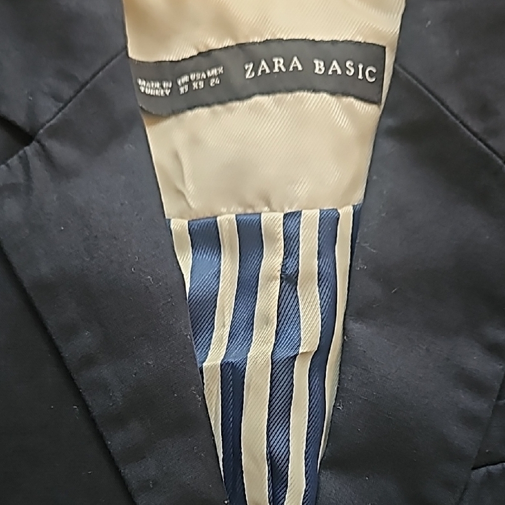 Zara Navy Blue Blazer with Striped Interior - Picture 2 of 10